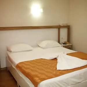 Oezhan Otel